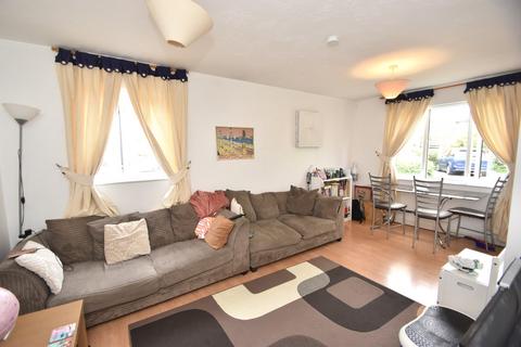 2 bedroom apartment for sale - Parry Drive, Weybridge, KT13