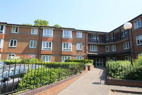 1 bedroom retirement property for sale - Farm Close, Staines-upon-Thames, TW18