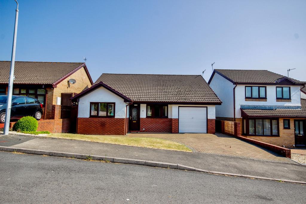 St. Johns Drive, Libanus Fields, Pontllanfraith, Blackwood 3 bed