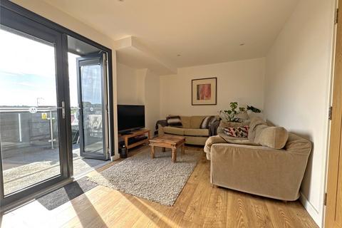 2 bedroom penthouse to rent, East Grinstead