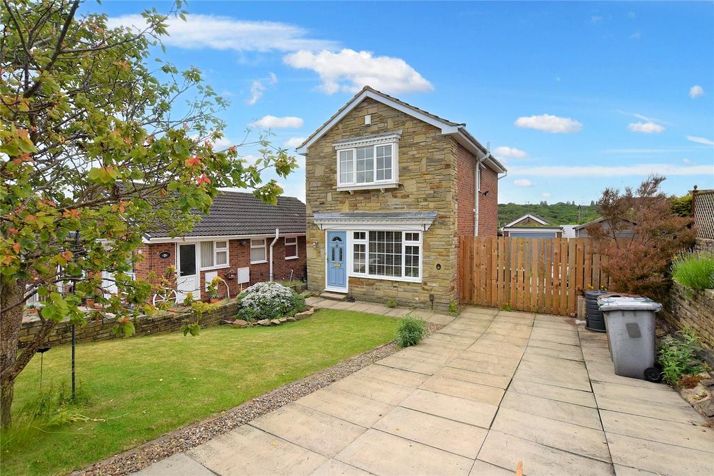 Abbeydale Oval, Kirkstall, Leeds 3 bed detached house for sale £310,000