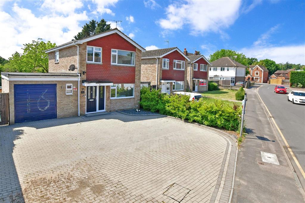 Fishers Road, Staplehurst, Tonbridge, Kent 3 bed detached house £450,000