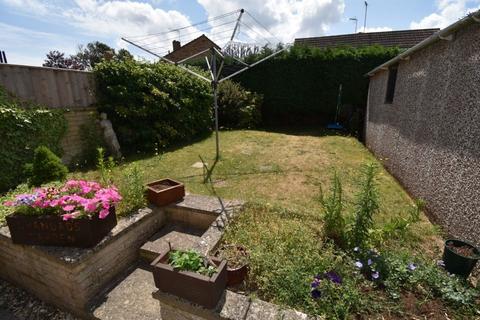 12 Garden Close, Exeter, EX2 5PA