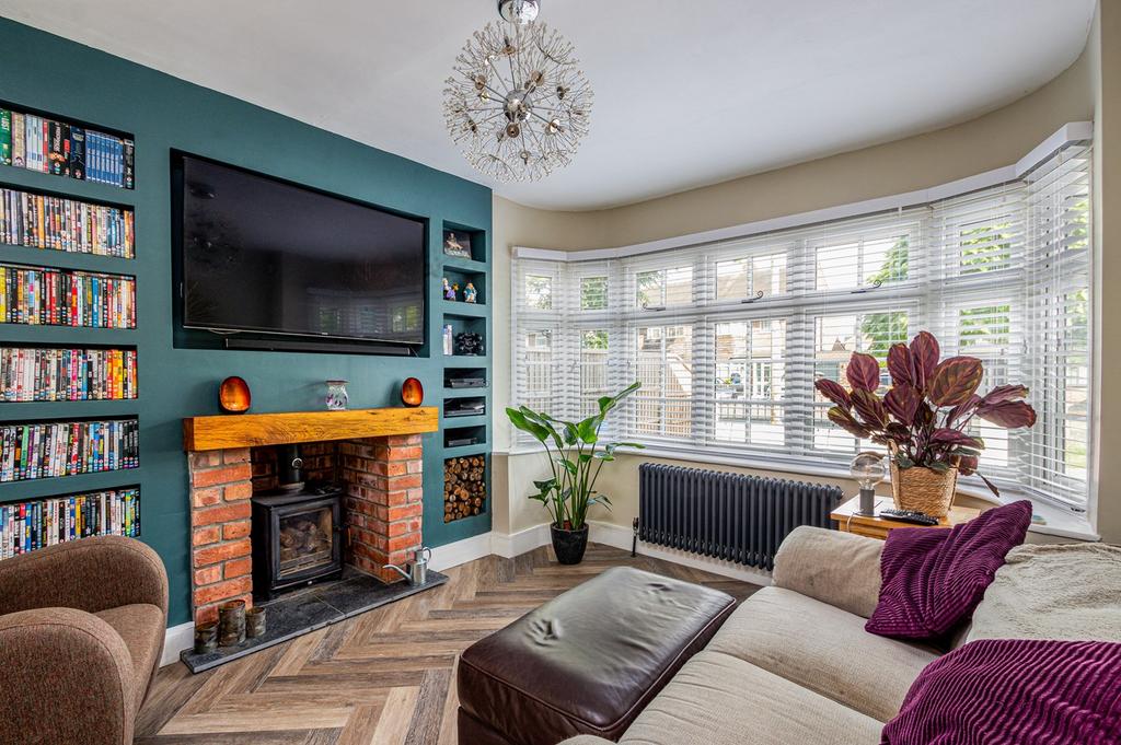 Woodsend Road, Flixton, Manchester, M41 3 bed detached house for sale