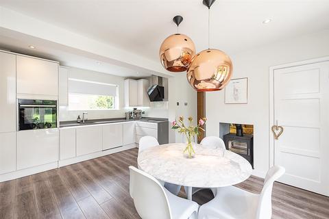 47 Maynard Drive, St Albans, AL1 2JX