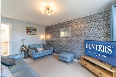 42 Harvest Close, Upper Gornal, Dudley, DY3 2HT