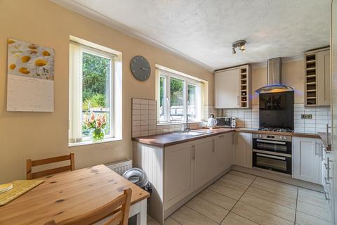 42 Harvest Close, Upper Gornal, Dudley, DY3 2HT