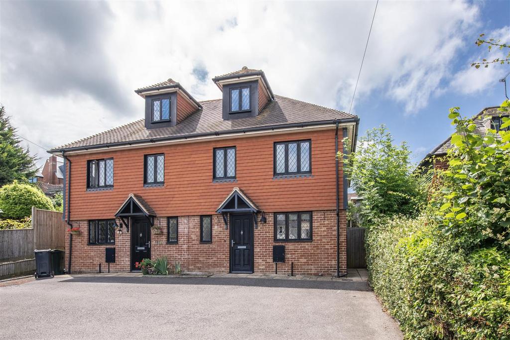 New Town, Uckfield 4 bed semidetached house for sale £475,000