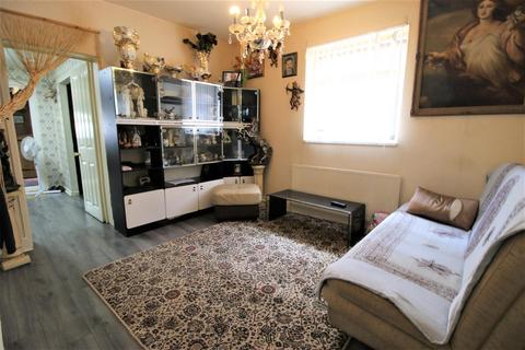 3 bedroom bungalow for sale, Dock Meadow Drive, Lanesfield, Wolverhampton