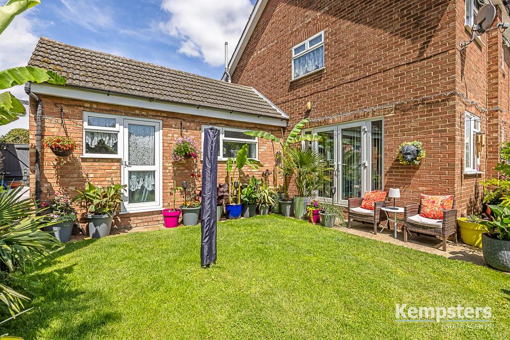 Rear Garden 3.jpg