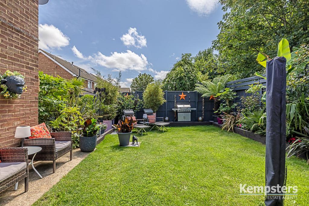 Rear Garden 5.jpg