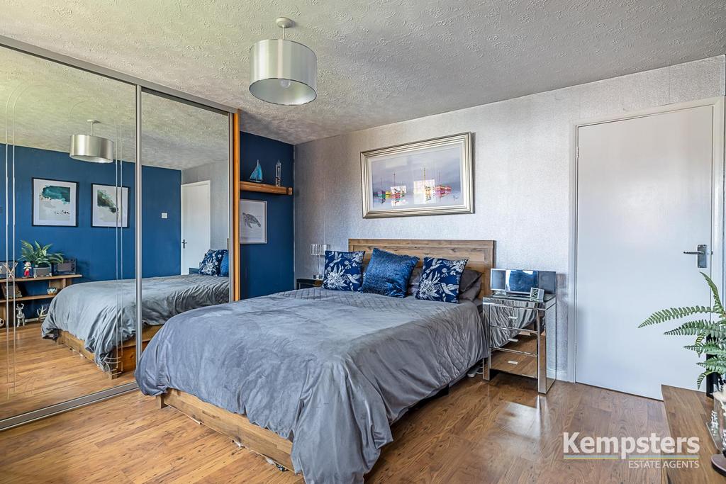 Bedroom 1 2nd.jpg