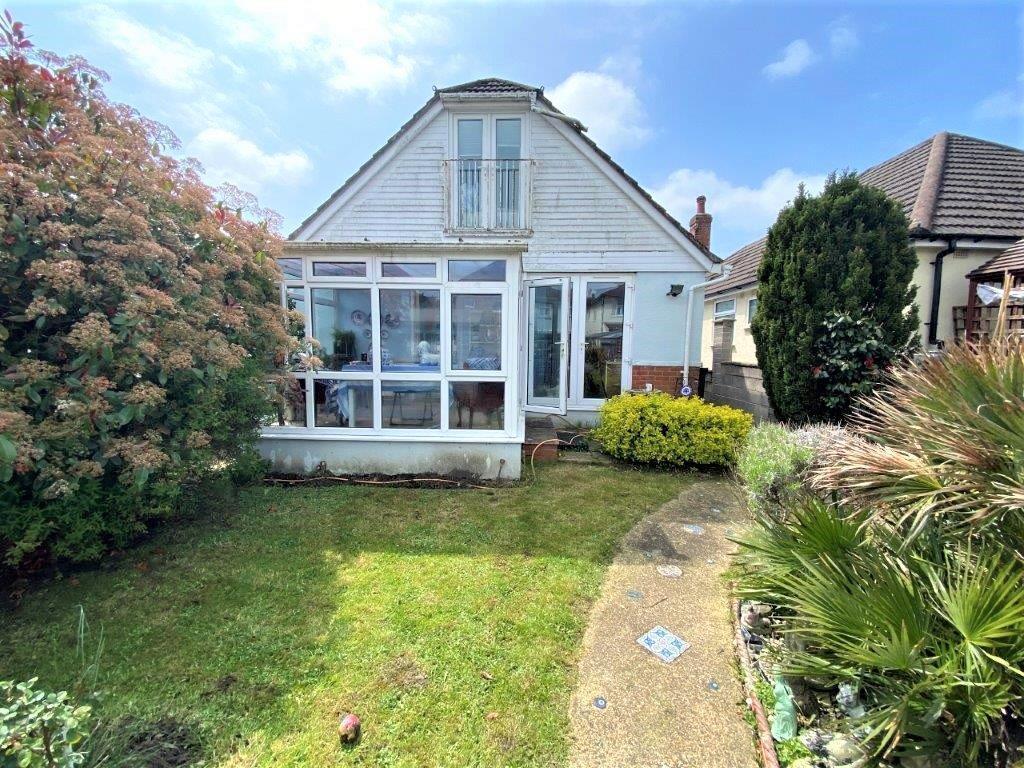 Beresford Road, Poole BH12 3 bed detached bungalow for sale £325,000