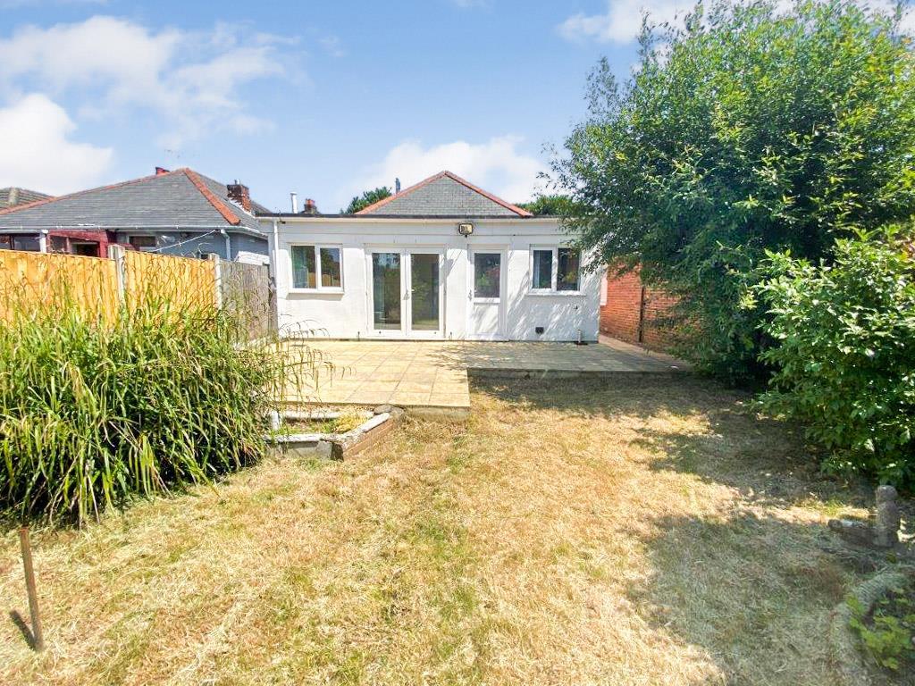 Sunnyside Road, Poole BH12 3 bed detached bungalow for sale £355,000