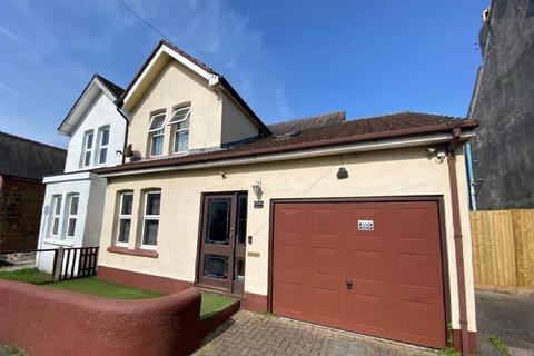 209 Albert Road, Parkstone, Poole, BH12 2EZ