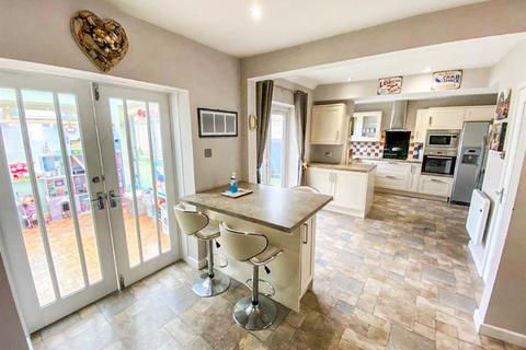 209 Albert Road, Parkstone, Poole, BH12 2EZ