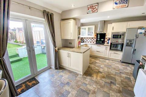 209 Albert Road, Parkstone, Poole, BH12 2EZ