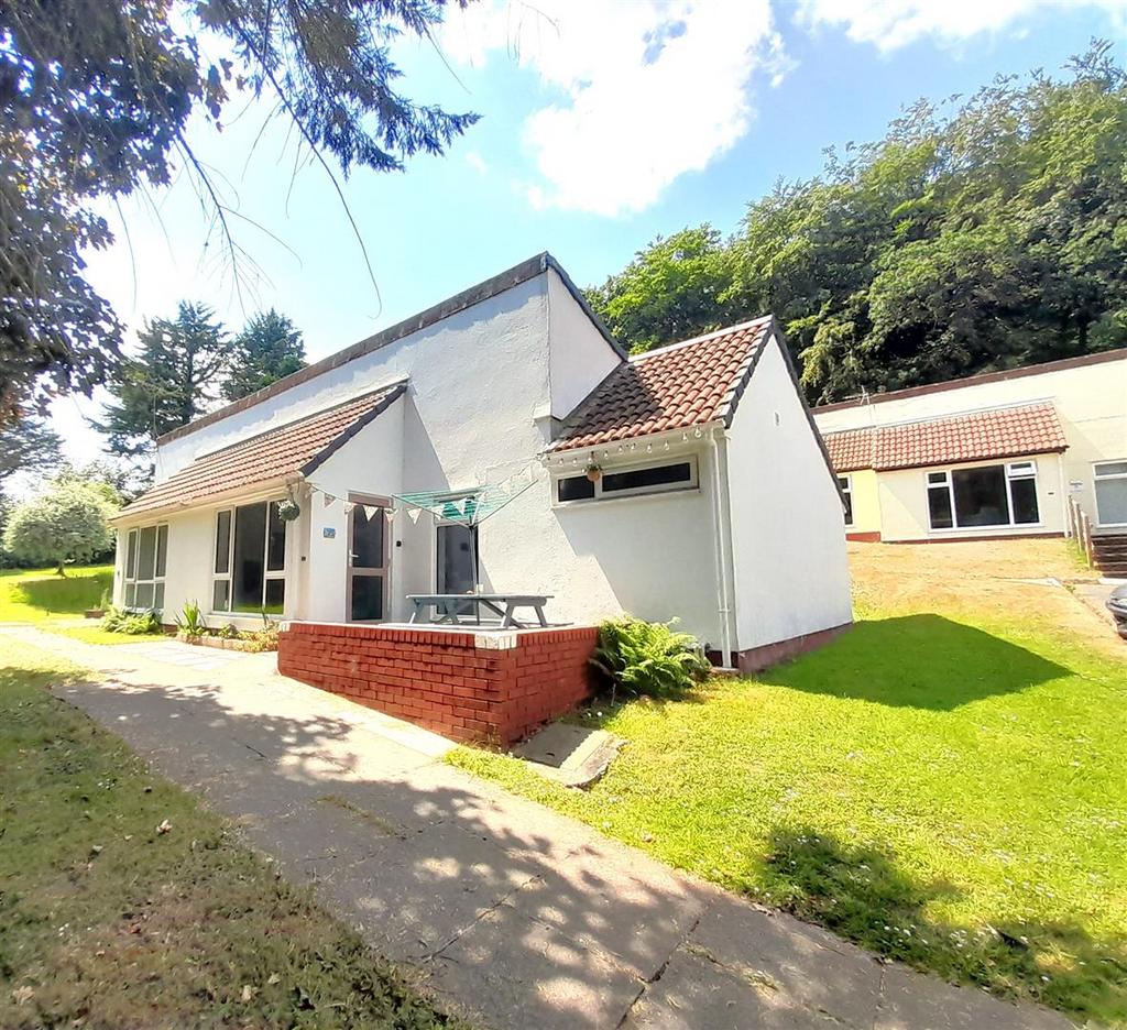 Bungalows, Park... 3 bed semidetached bungalow