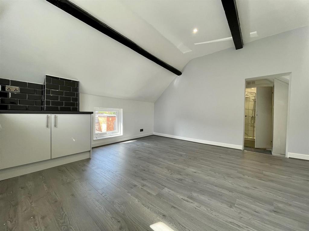 Lounge/Kitchen