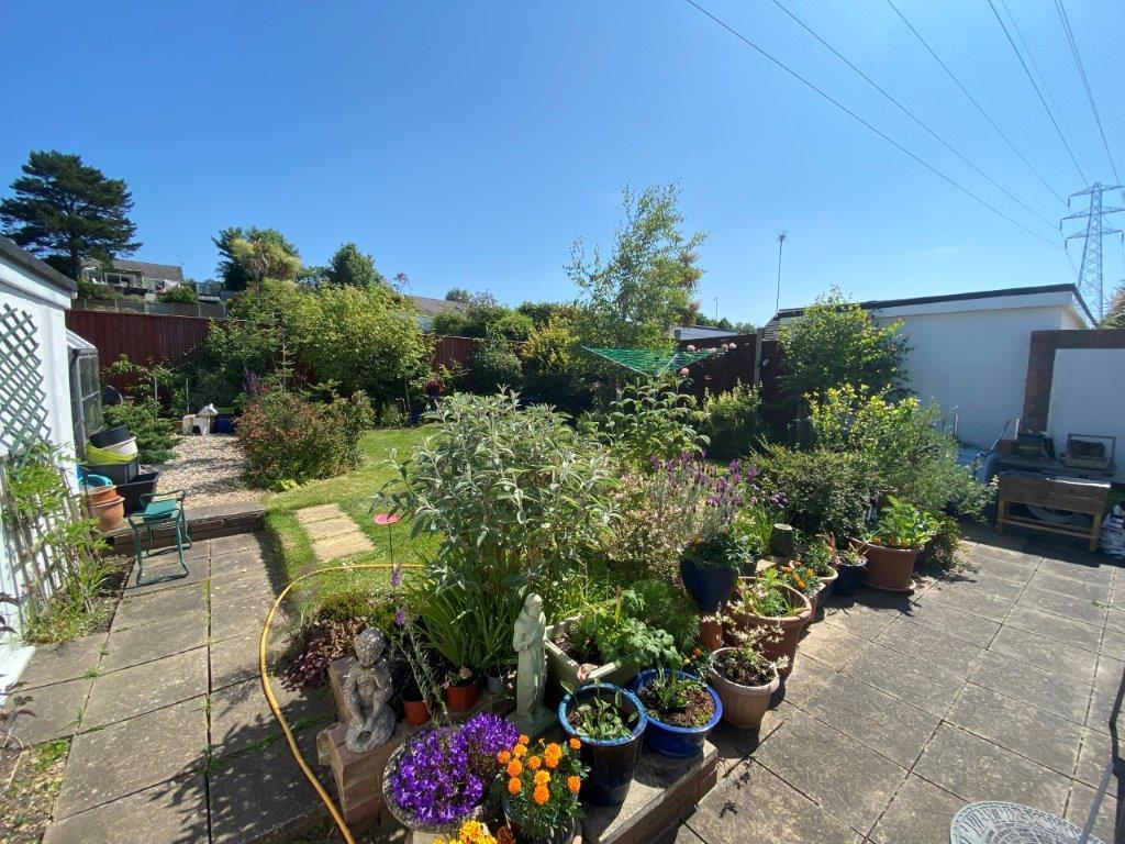 Gussage Road, Poole BH12 2 bed detached bungalow for sale £345,000