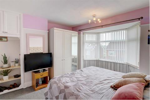 3 bedroom semi-detached house for sale - Cortland Road, Consett, County Durham, DH8