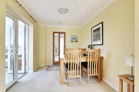 6 Crestway, Strete, Dartmouth, TQ6 0SF