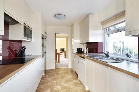 6 Crestway, Strete, Dartmouth, TQ6 0SF
