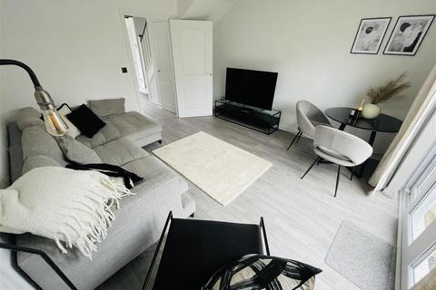 11 Carra Close, Nuneaton, CV10 0UB