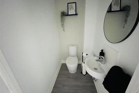 11 Carra Close, Nuneaton, CV10 0UB