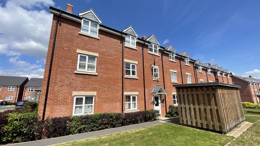 Darley Court, Escelie Way... 2 bed apartment £190,000