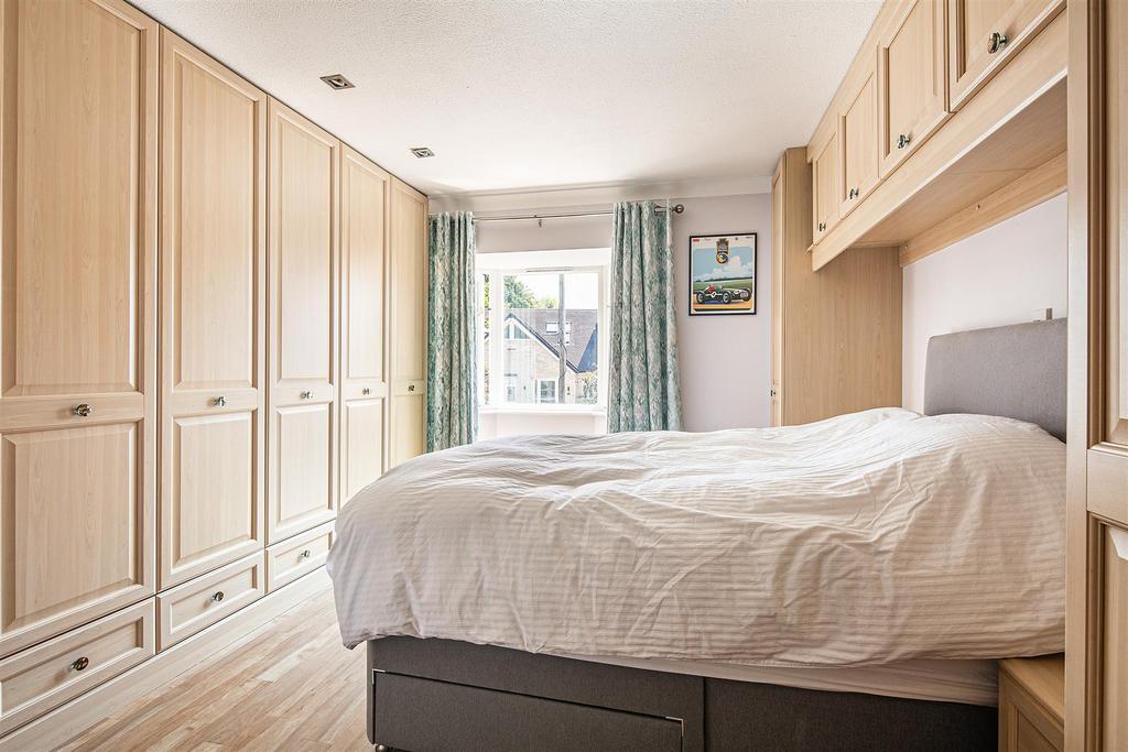 Principal bedroom