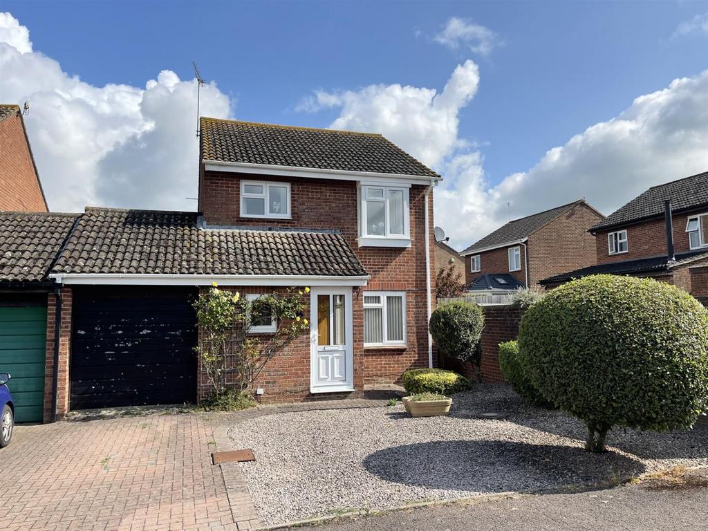 Hill Crest, Highnam, Gloucester 3 bed detached house for sale £310,000