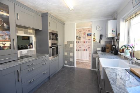 2 bedroom bungalow for sale, Forth An Praze, Higher West Tolgus, Redruth, Cornwall, TR15