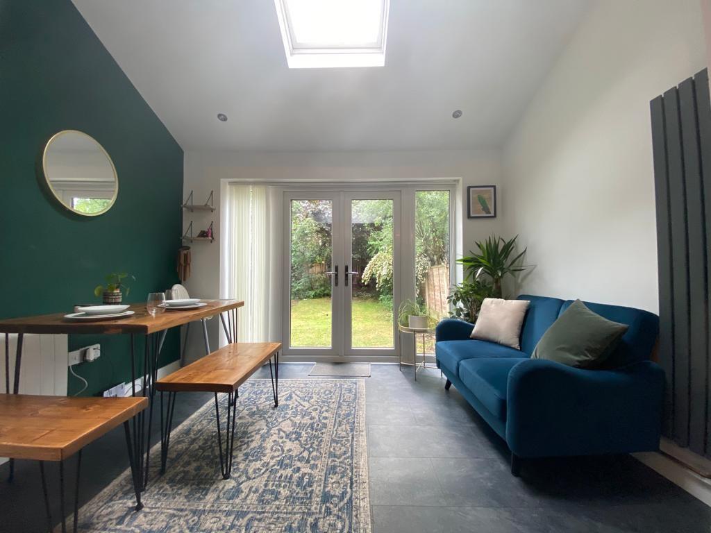 Bolesworth Close, Chorlton, Manchester 2 bed house £1,350 pcm (£312 pw)