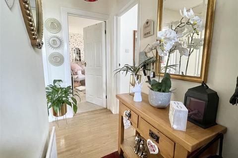 24a Allens Road, Poole, BH16 5BU