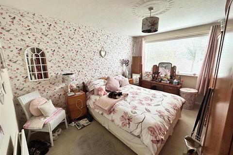 24a Allens Road, Poole, BH16 5BU