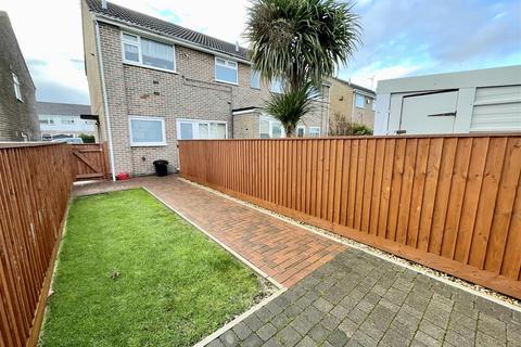 8 Dawkins Road, Poole, BH15 4JD