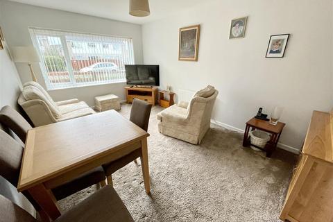 8 Dawkins Road, Poole, BH15 4JD
