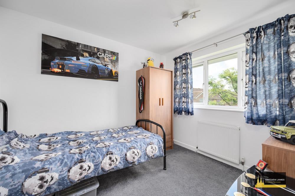 7 Stonefield Close-12.jpg