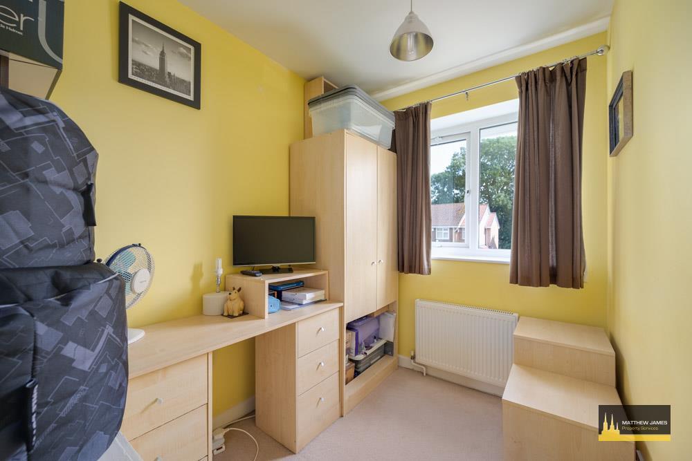 7 Stonefield Close-14.jpg