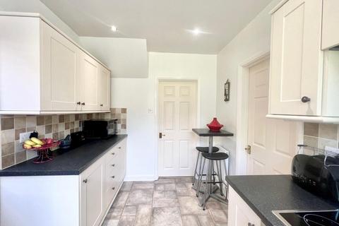13 Vicarage Road, Grenoside, Sheffield, S35 8RF