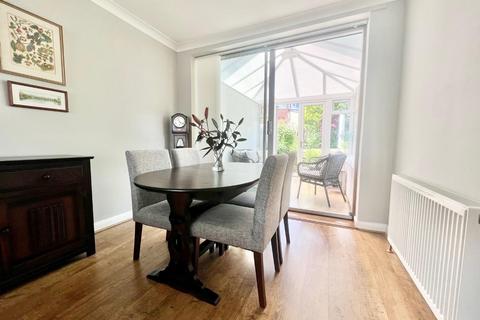 13 Vicarage Road, Grenoside, Sheffield, S35 8RF