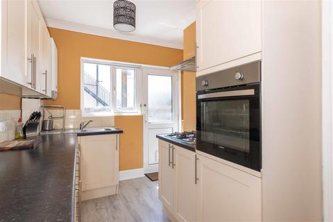 41a Broadwater Road, Worthing, BN14 8AH
