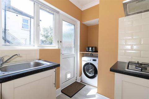 41a Broadwater Road, Worthing, BN14 8AH