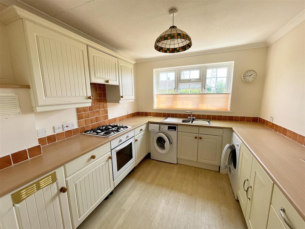 Falconer Drive, Poole BH15 2 bed detached bungalow £339,950