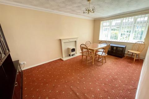 71 Falconer Drive, Poole, BH15 4QQ