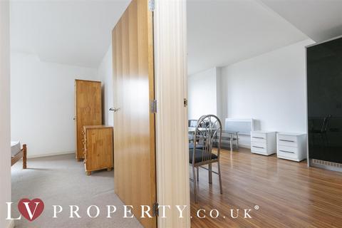 1 bedroom semi-detached house for sale - Latitude Apartments, Bromsgrove Street, Birmingham city centre, Birmingham