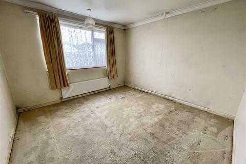 70 Allens Road, Upton, Poole, BH16 5BX