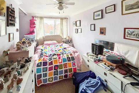 66 Hercules Road, Poole, BH15 4JA