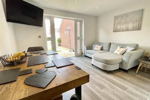26 Abraham Drive, Poole, BH15 4FU
